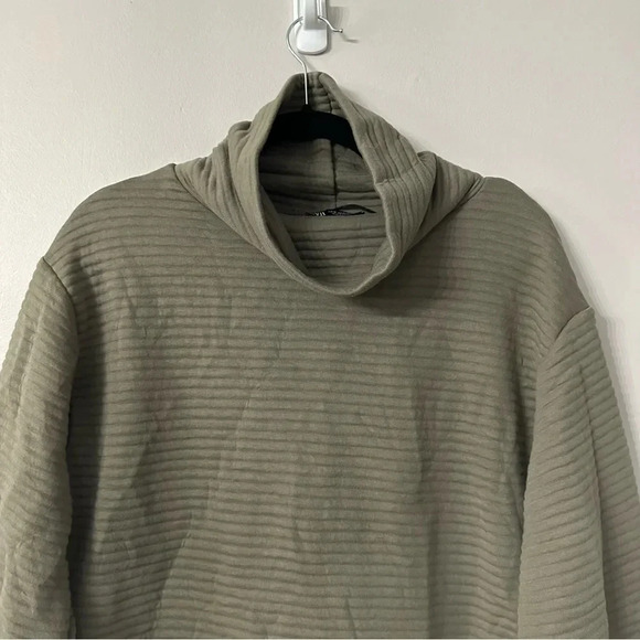 Zara Ottoman 3/4 Sleeve Sage Green Ribbed Funnel Neck Sweater Size M GUC - Picture 3 of 9